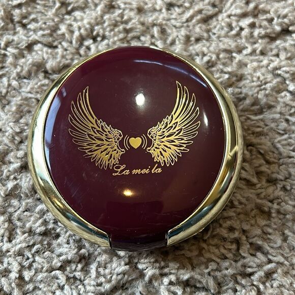 Makeup   - Picture 2 of 15